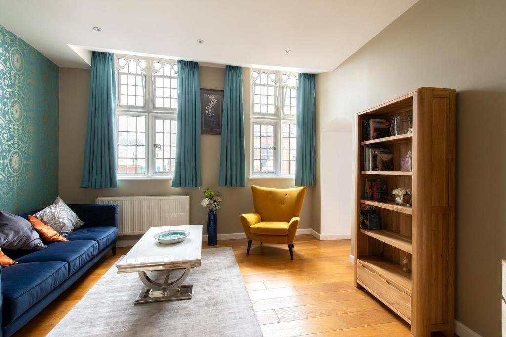 The Most Central Apartment In Canterbury Stunning Interiors, Fully Equipped, City Views And Free Wifi! エクステリア 写真
