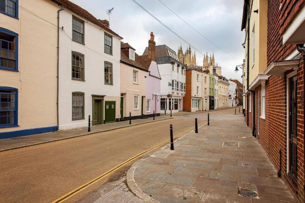 The Most Central Apartment In Canterbury Stunning Interiors, Fully Equipped, City Views And Free Wifi! エクステリア 写真
